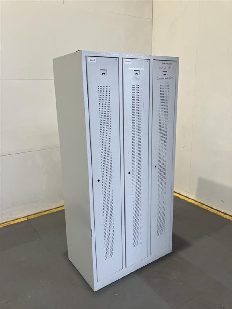 Kledijkast 3d, geen sleutel L870,D500,H1800,occ(250505)